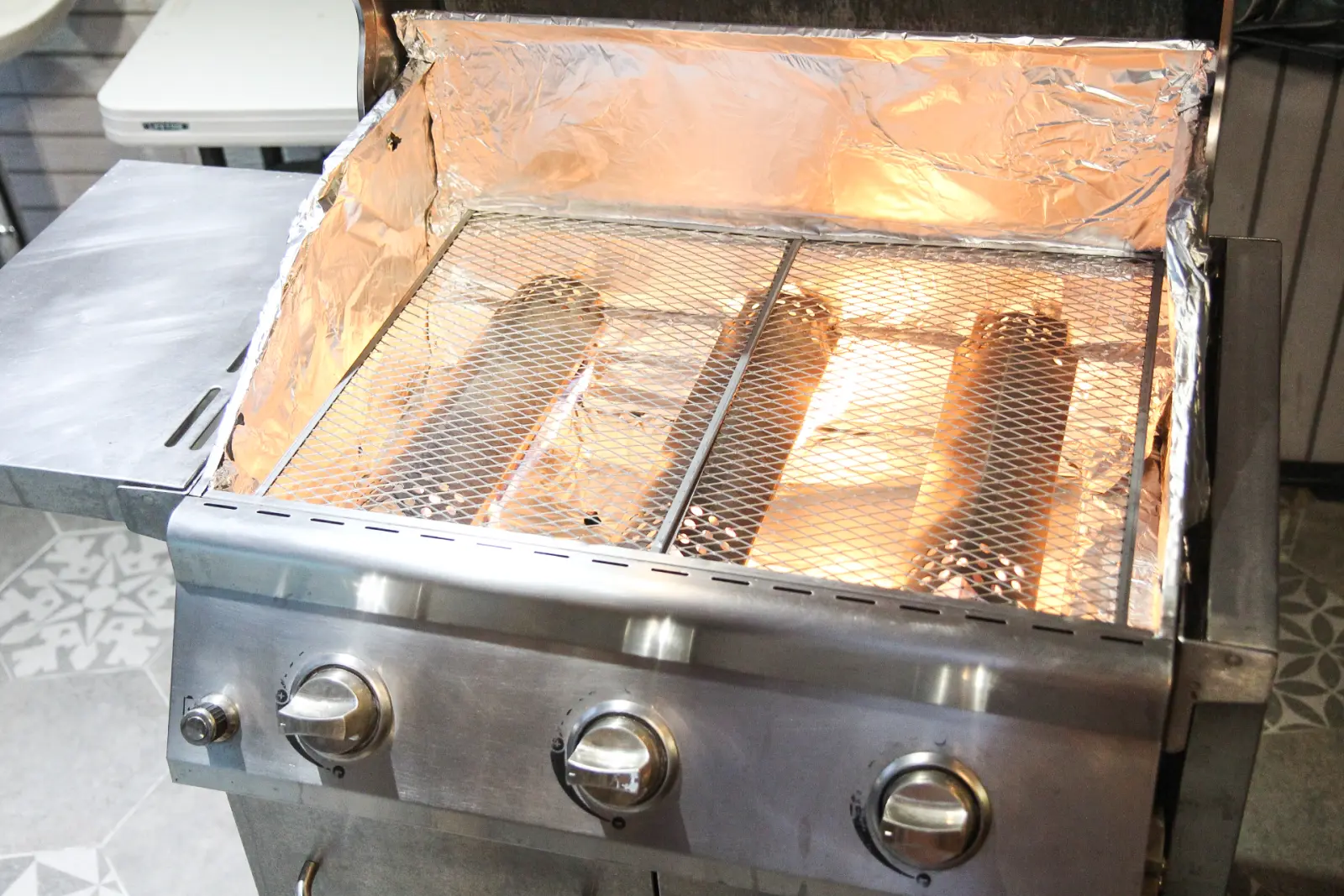 啾來玩包棟大型烤肉爐近景